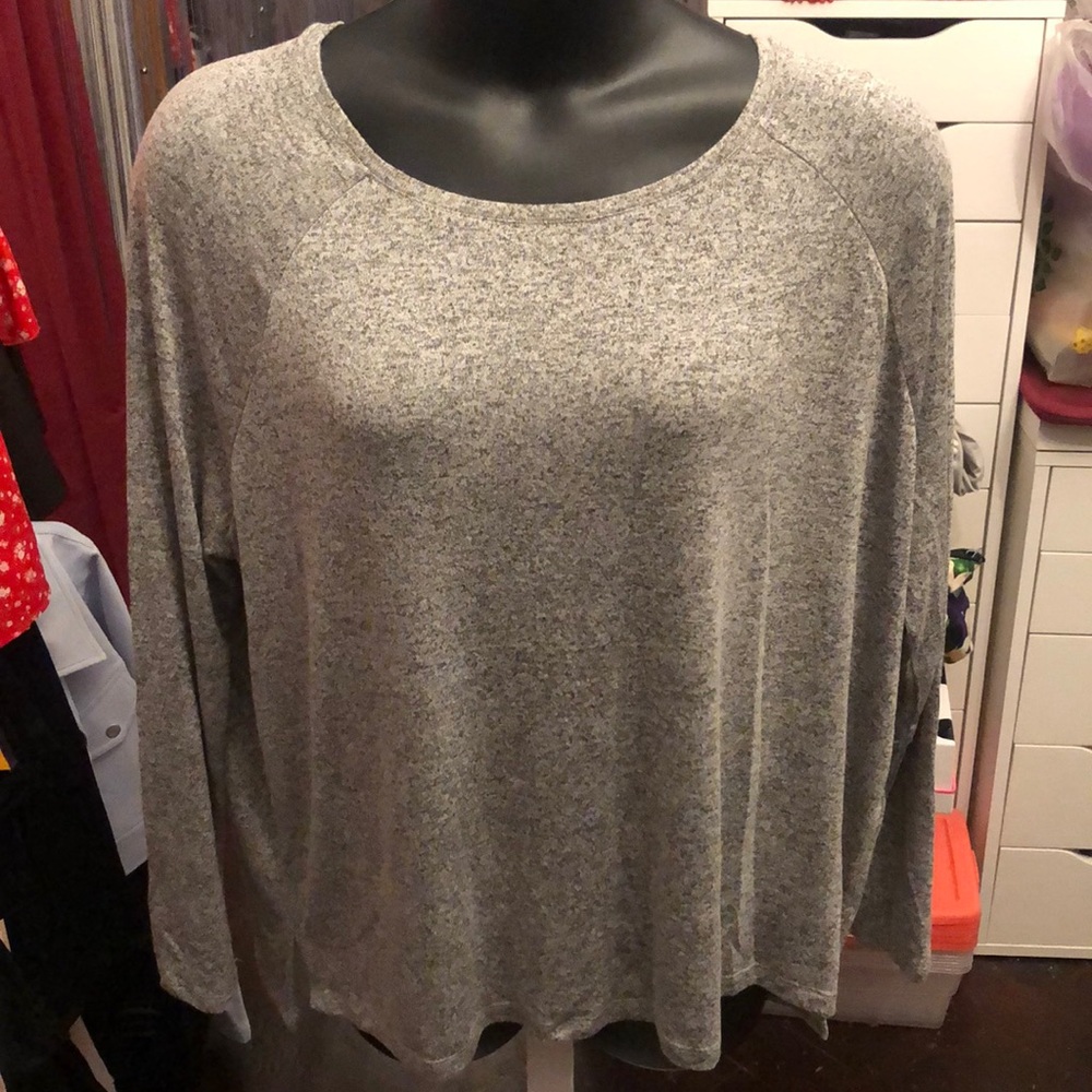 Crew Neck Long-Sleeve Tee